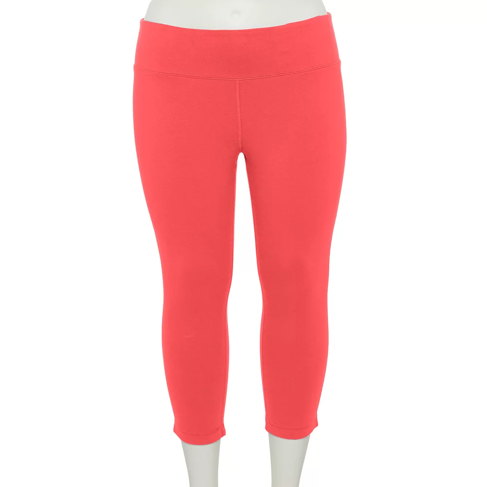 Plus Size Tek Gear® Essential High-Waisted Capri Leggings - Image 7