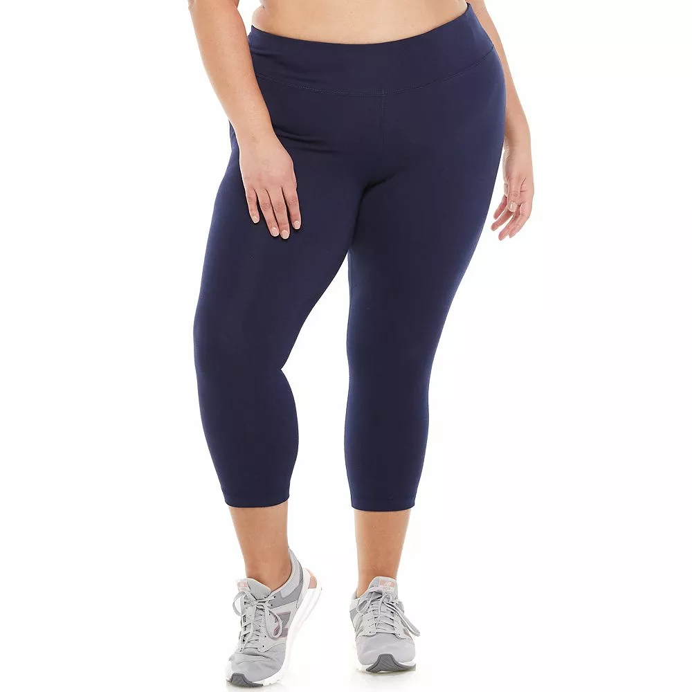 Plus Size Tek Gear® Essential High-Waisted Capri Leggings - Image 2